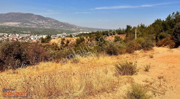 Kemalpaşa Armutlu'da Merkeze Yakın Harika Manzaralı Arazi