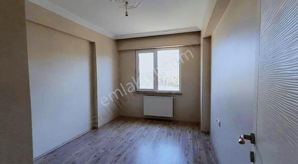 Gölcük Çiftlik Mahallesinde 3+1 Kiralık Daire