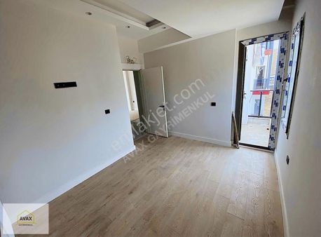 2 Klima + Kombi Ve 3'lü Ankastre Set, İskanı Alınmıştır.