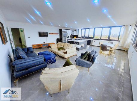 Havuzlu Sitede Asansörlü Binada Satılık Full Eşyalı 3+1 Dublex