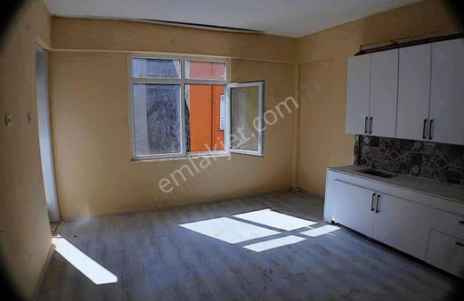 Doğum Hastanesi Karşısı Satılık Fırsat Daire