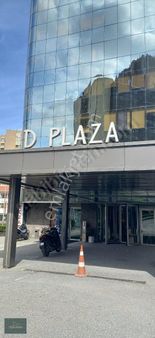 Gayrettepe D Plaza'da, Dekorasyonlu, 335 M2 Kiralık Ofis...