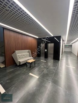 Eyüp Kar Plazada Kiralık 300 M² Ofis