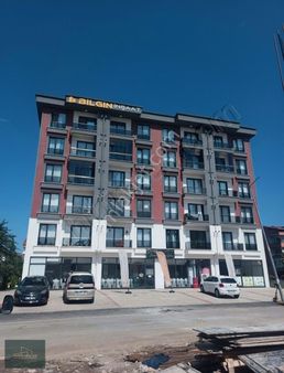 Cumhuriyet Mahallesi - Üniversiteye Yakın 1 + 1