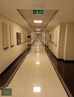 Maslak Büyükdere Caddesinde, Dekorasyonlu 310 M2 Kiralık Ofis...