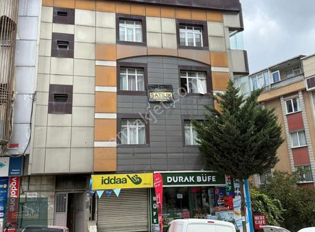 Esentepe Mah'de / Köşe Başı / 3.kat / 140m2 Net/ Satılık Daire