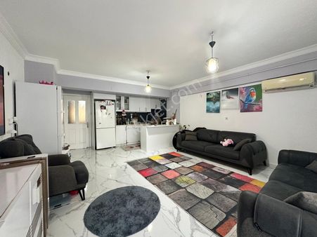 Nazilli🏡emlaktan-satılık Zaferde Geniş Cadde Üzeri 2+1 Daire