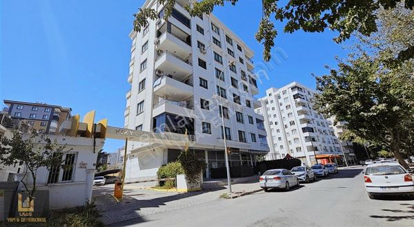 Ulaş Emlaktan Vizyon Park Sitesinde 3+1 Lüks Satılık Daire