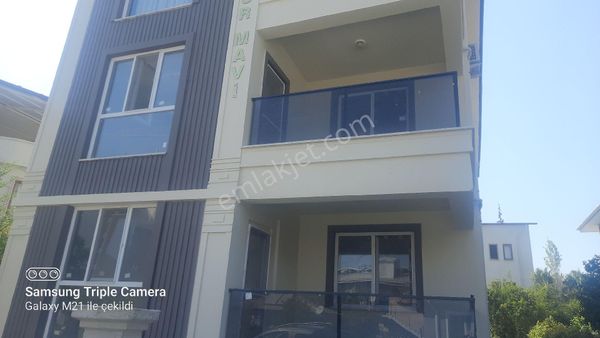 Sıfır Yapı 2.kat Daire