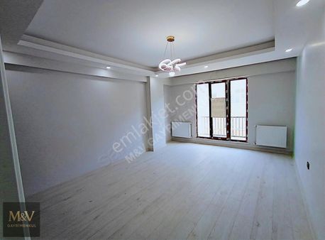 M&v Gayrimenkul'den Cebeci Mah'de 100m 2+1 1&6 Kat Daire