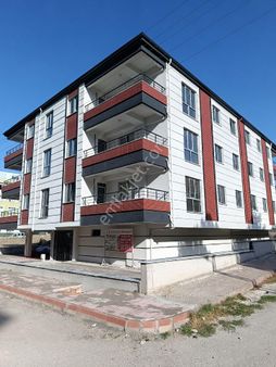 Kaya Emlaktan Satlık 3+1 Daire 125 M2 Yeni Mahalle