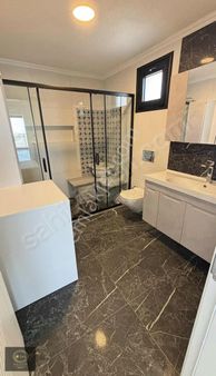 5+2 Ön Cephe Deniz, Arka Cephe Orman Manzaralı Lüks Villa