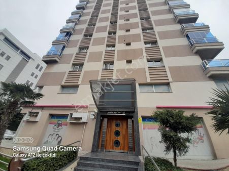 Karşıyaka Medıpol Park Hastanesi Yanı Kiralık 2+1 Daire
