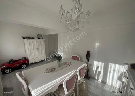 23 Nisan Mahallesinde 3+1 Full Yapılı Cam Balkonlu Satılık Daire