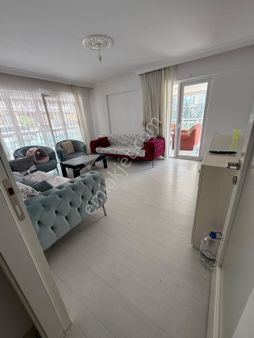 Sitede 3+1 Abonelikleraçık Esyalı Kiralık Daire