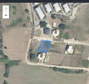 Remax Palastan Yalova Termal Akköyde Satılık Villa İmarlı Arsa