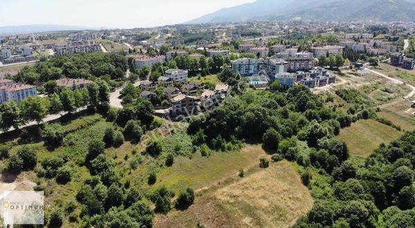 Kocaeli Başiskele Döngel Satılık Arsa 246 M2 3 Kat İmarlı