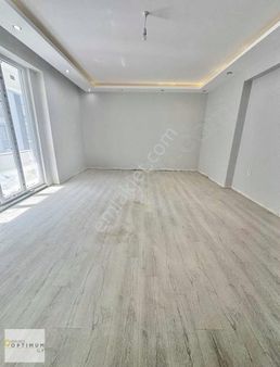 Başiskele'de Satılık Site İçi Asansörlü 3+1 Ç.dubleksi Daire