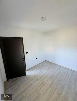 Bilim Üniversitesi Ve Devlet Hastanesi Yanı Köşe Başı 1+1