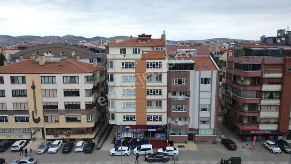Remax Mıd Atatürk Mh. Bandırma Cd. 3+1 Kıralık Daıre