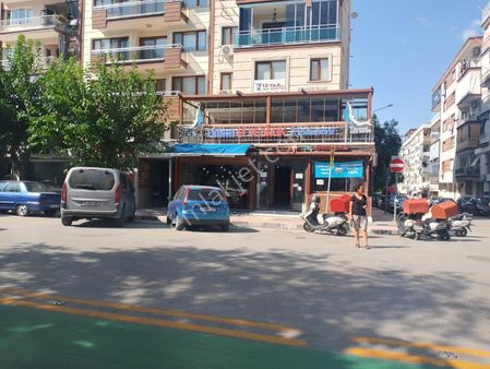 Uzun Emlak'tan Doğu Caddesi Üzerinde 450 M2 Satılık İşyeri