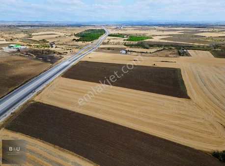 B&u Gayrimenkulden Karahıdırda Otoyola Sıfır 9711 M2 Tarla
