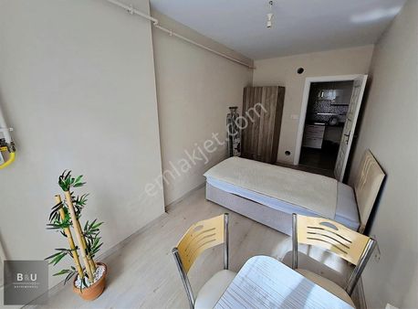 B&u Gayrimenkulden Cumhuriyet Mah. Kiralık 2+0 Eşyalı Daire.