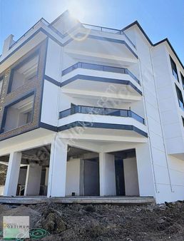 Başiskele Yeşilyurt Mh.satılık 3+1 Süper Ara Kat Asansörlü Daire