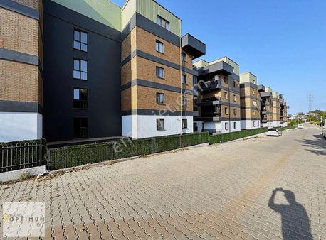 Optimum Gy'den Kiralık Megaron Supark Sitesi 3+1 Bahçe Dublex