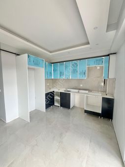 Krediye Uygun Başiskelede Sıfır Ebeveyn Banyolu 3+1 Arakat Daire