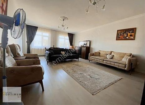 Optimum Gy'den Kartepe Ataevler'de Satılık 3+1 Daire