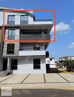 Döngel Mah. Satılık Ebeveyn Banyolu,teraslı 3+1 Ç.dubleksi Daire