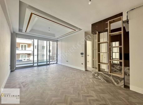 Optimum Gy'den Zeray Esil'de 1+1 Geniş Balkonlu Arakat Daire