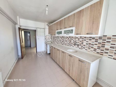 Demiröz Gayrimenkulden Merkezde Konum Harikası 3+1 Daire