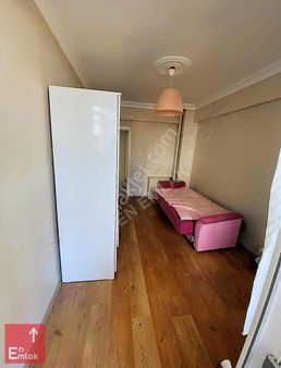 Gazi Süleyman Paşada 2+1 Eşyalı Giriş Kat Kiralık Daire