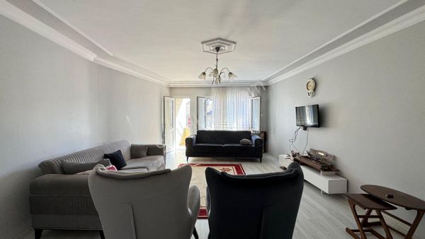 Goldhouse Dan Satılık Bahçelievler De 3+1 Geniş Daire