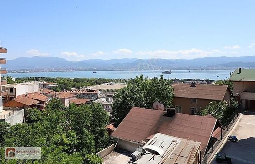 Marmara Gets - İzmit Serdar Mh. Deniz Manzaralı 3+1 Bahçe Dublex