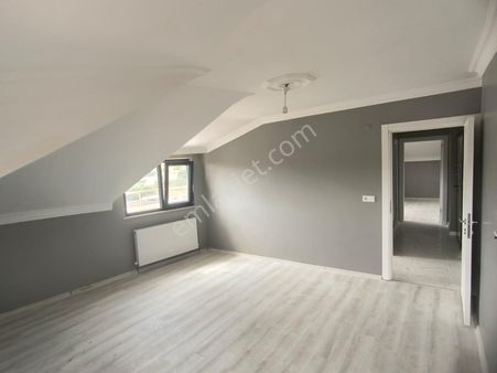 Üç Kardeşler'den İslambey Mh 1+1 Asansörlü 75m2 Çatıkat