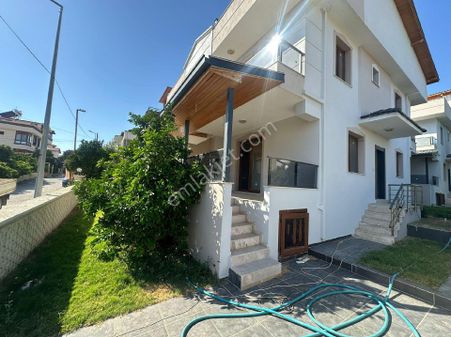 Gözütok Mimarlık Emlak 'tan Denize 100 Metre 4+1 Villa