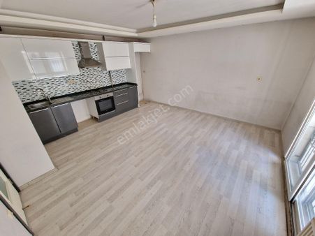 İz'den Huzurevleri Mavi Bulvar Civarı Full Yapılı Yeni Bina!