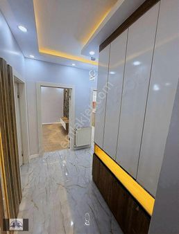 Etimesgut 30 Ağustos Mah Full Yapılı Ara Katta 3+1 Satılık