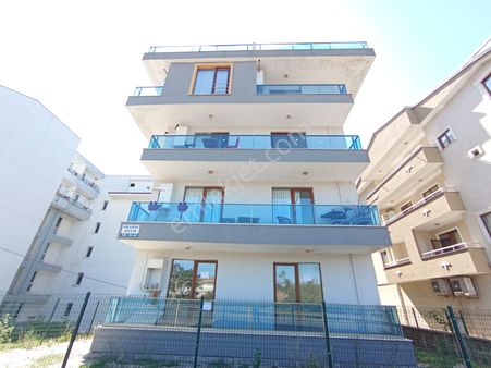 Eskidjiden Alikahya Atatürk Mah.akarsu Caddesinde 2oda1 Salon Home Office Ayrıcalığında Çatı Dubleks