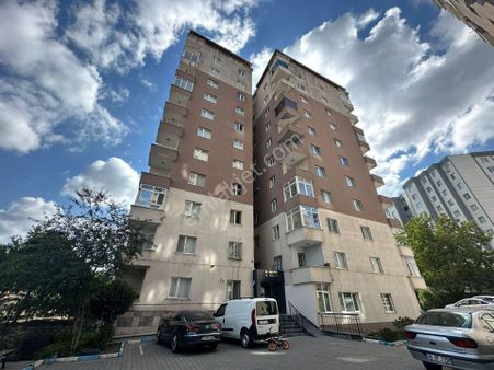 Beylikdüzü Yakuplu Merkezde 3+1 Hızırbey Sitesinde İçi Bakımlı Kiralık Daire