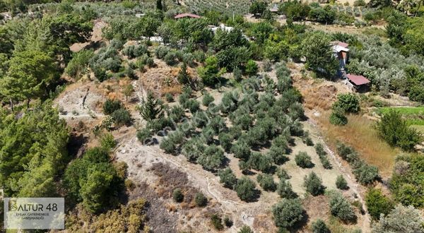 Kayadibi'nde Manzaralı 3617 M² Arazi Ve 2 Adet 100'er M² Lik Ev