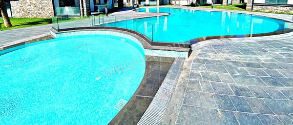 🌀gültaş Emlaktan Gürede Satılık Yüzme Havuzlu 3+1 Verandalı Şahane Villa