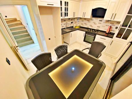 🌀gültaş Emlaktan Gürede Satılık 7+1 Akıllı Ev Sistemli Geniş Bahçeli Otoparklı Villa