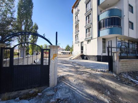 Tok Emlaktan Pınarbaşı Mahallesinde Satılık Daire