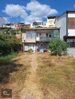 Yüksel'den Karşyaka'da Satılık Mustakil İki Katlı Ev Kredi Uygun