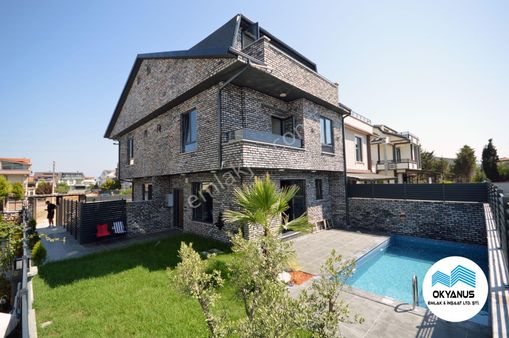 Kocaali De Denize Yürüme Mesafesinde Müstakil Havuzlu Bahçeli 4+1 Villa