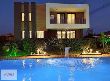 Aksu Pınarlıda Doğayla Baş Başa Görkemli Kiralık Müstakil Villa